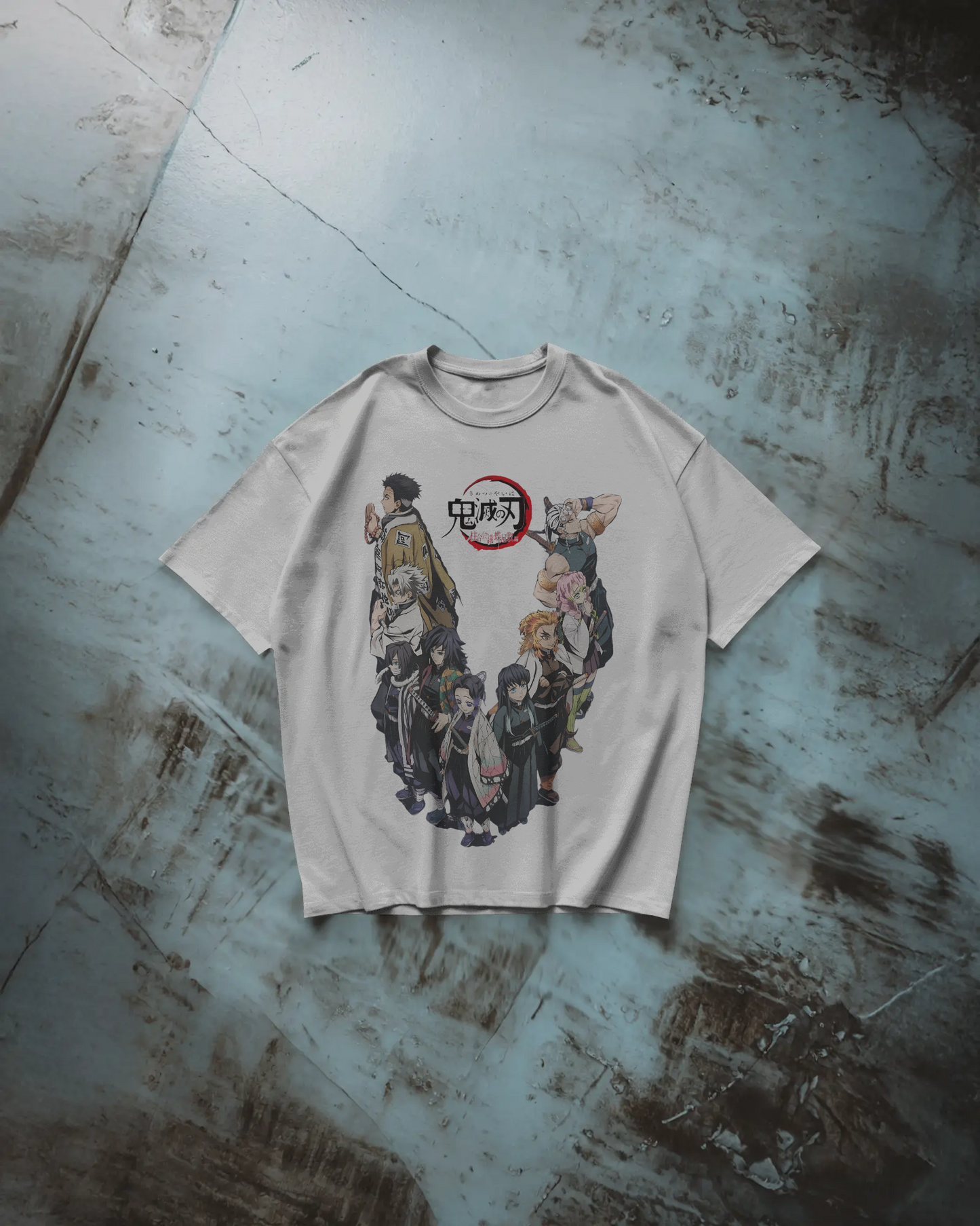 Camiseta Demon Slayer | Pilares vs Lunas Superiores | Diseño oversize blanco
