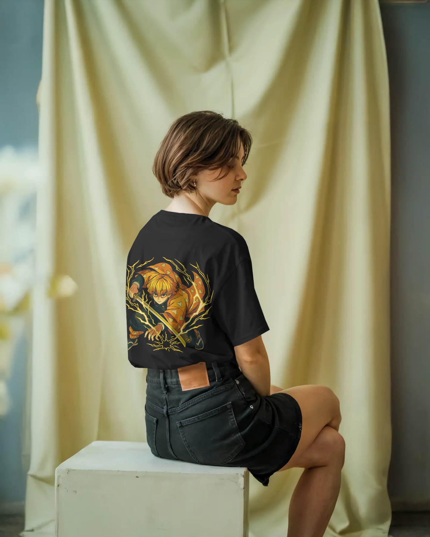 Camiseta Zenitsu | Demon Slayer | Diseño exclusivo oversize negra